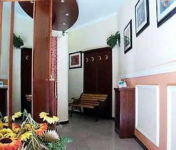 Hotel Edy Milano 0*,  Italia